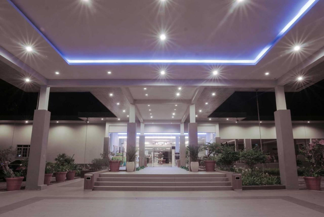 Century Langkasuka Resort Langkawi Pantai Cenang  Exterior photo