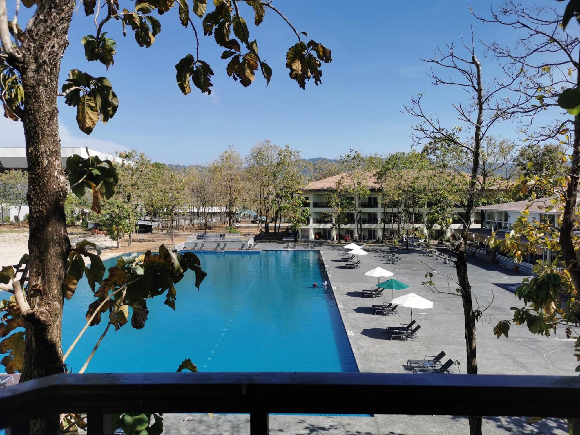 Century Langkasuka Resort Langkawi Pantai Cenang  Exterior photo
