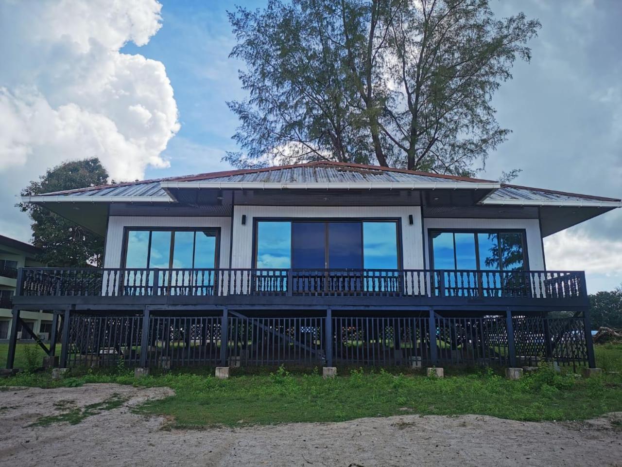 Century Langkasuka Resort Langkawi Pantai Cenang  Exterior photo